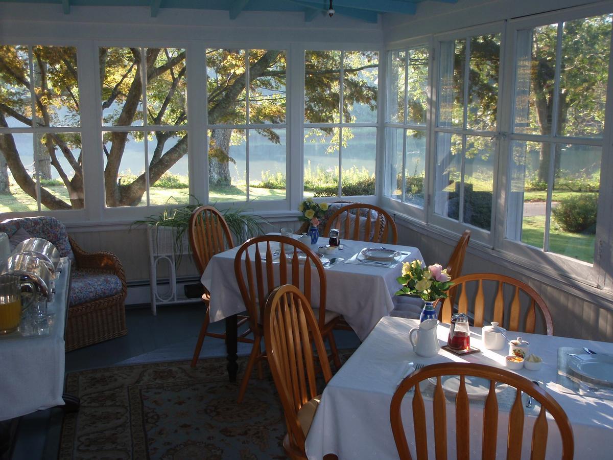Bed and Breakfast House On Chase Creek à Shelter Island Heights Extérieur photo