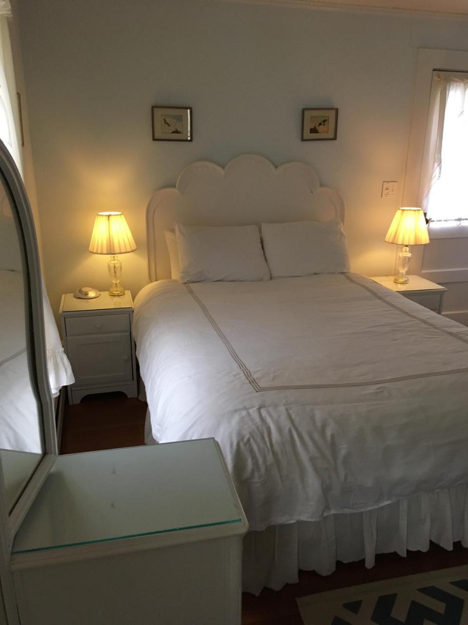 Bed and Breakfast House On Chase Creek à Shelter Island Heights Extérieur photo